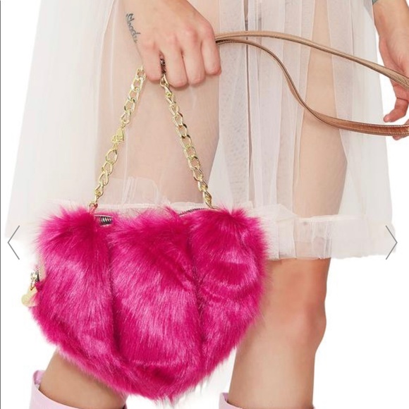 Betsey Johnson
Betsey Johnson Fur Your Eyes Only Crossbody - Picture 1 of 10